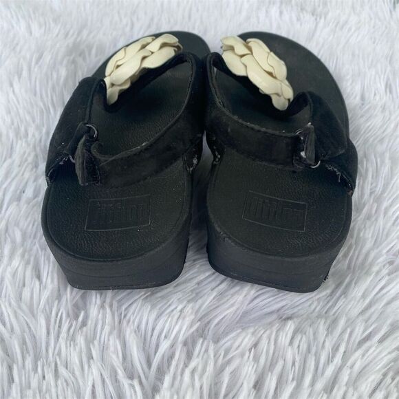 FitFlop Women's Black Suede Thong Sandals Floral Design Size 7 - Picture 3 of 8